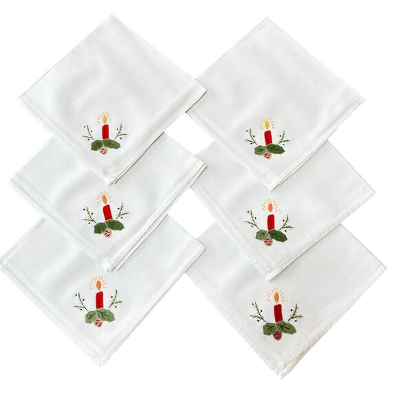White cotton Christmas holiday tablecloth appliqué & 6 matching napkins flaws - Picture 11 of 11